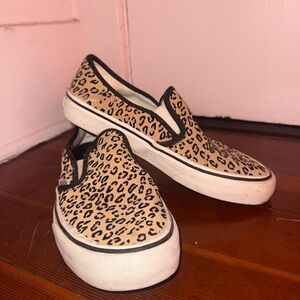 Vans leopard Ultra Cush slip ons
